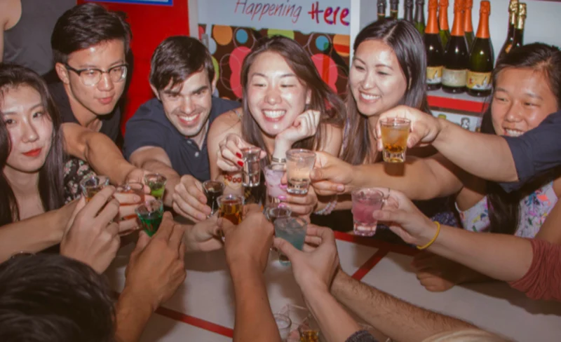 台北：Pub Crawl 酒吧夜生活體驗（2種路線）-KLOOK