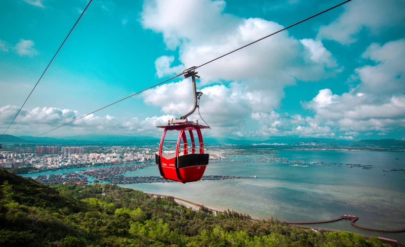 海南三亞檳榔谷黎苗文化旅遊區+南灣猴島一日遊私家團（含跨海索道，專車接送，中/英文導遊）