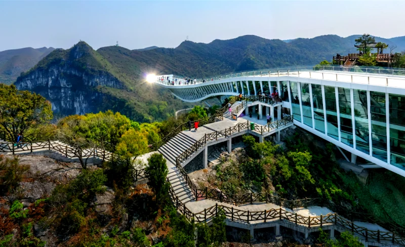 南寧百色浩坤湖.巴馬.百魔洞.百鳥巖.樂業天坑4日私家團