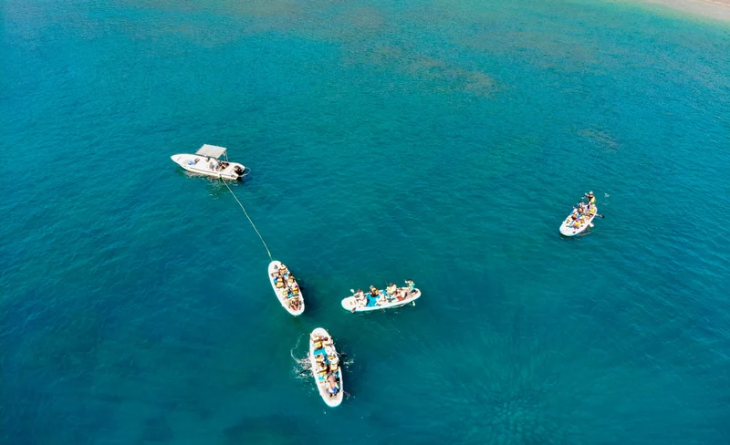 宜蘭: 水行者 – 烏岩角藍色啤酒海龍舟板 (遠航全程動力艇戒護)-KLOOK