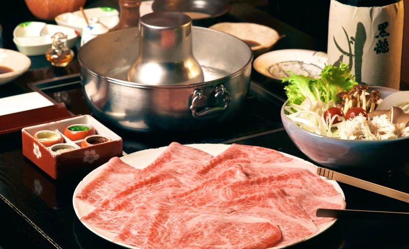 銀座花大根 （Ginza Hanadaikon）壽喜燒＆涮涮鍋專門店 – 東京銀座