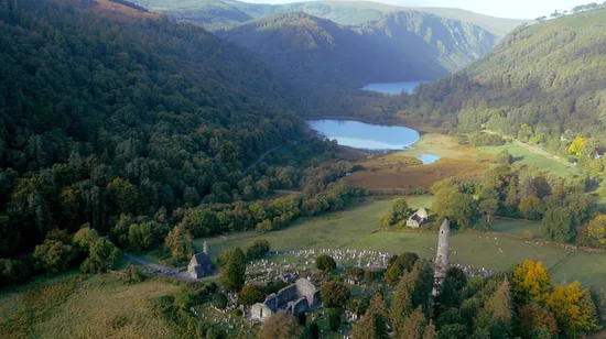 基爾肯尼、威克洛和格蘭達洛之旅（都柏林出發）