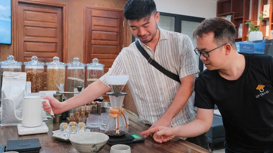 河內咖啡工作坊：傳統美食 & 葡萄酒體驗