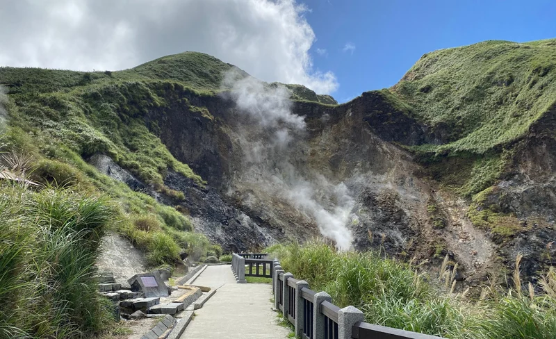台北｜北投溫泉陽明山親山一日遊-KLOOK
