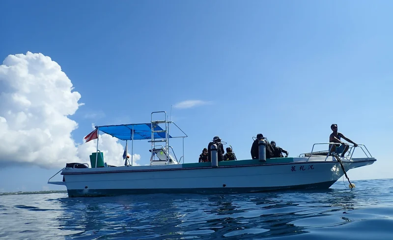 澎湖浮潛: 山水濱海樂園海賊船浮潛&SUP&海底漫步體驗-KLOOK