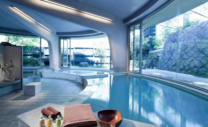 台北：雀客藏居陽明山溫泉飯店｜紗帽湯屋｜主廚特餐｜大眾風呂｜山泉泳池-KLOOK