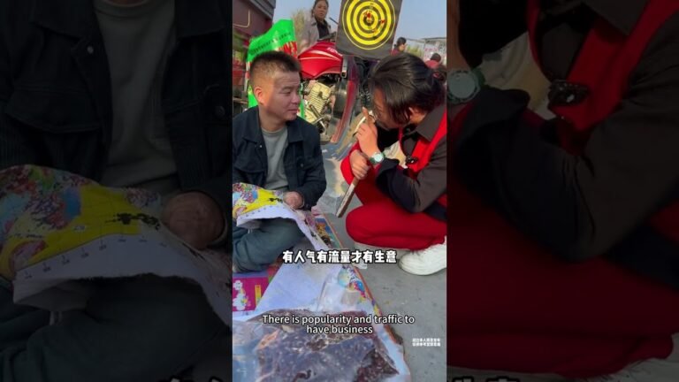 四肢殘疾小夥堅持擺攤創業多年,身殘志不殘,這種做生意的龍馬精神值得我們學習傳承下去!#商業思維 #創業 #銷售技巧 #擺攤創業 #商業模式 hq720